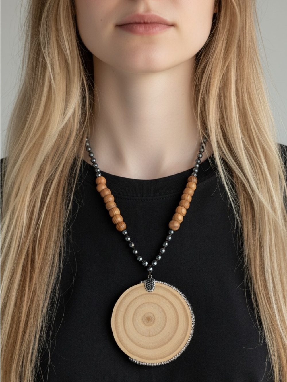10/11 Wooden Disc Pendant Necklace - Natural Brown